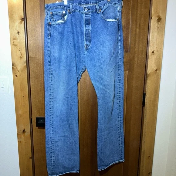 Levi's 501 Jeans Mens 38x34 Button Fly Straight Leg Blue Denim Lot 2 Pair - Picture 5 of 5